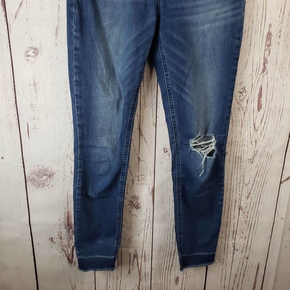 Old Navy Rockstar Skinny Jeans Womens Size 2 Distressed Denim Blue - Picture 4 of 9